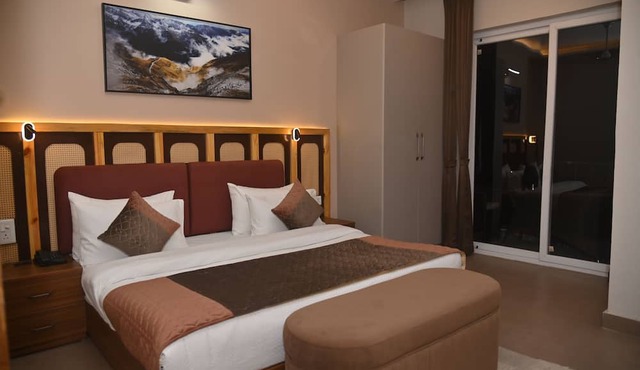AARUSH HOTEL & RESORT