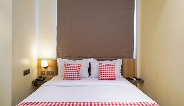 URBAN SUITES