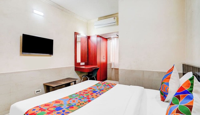 Via NAR Comforts - Gandhi Bazaar