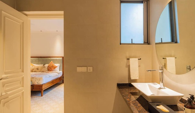 ELIVAAS Kensho Daisy | 5 BHK Villa With Plunge Pool