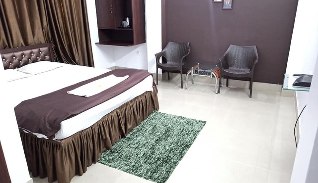 Nirvis Grand