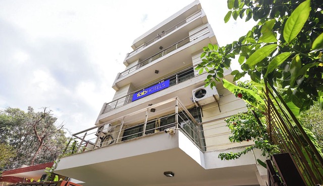 Fabhotel Chaudhary Palace