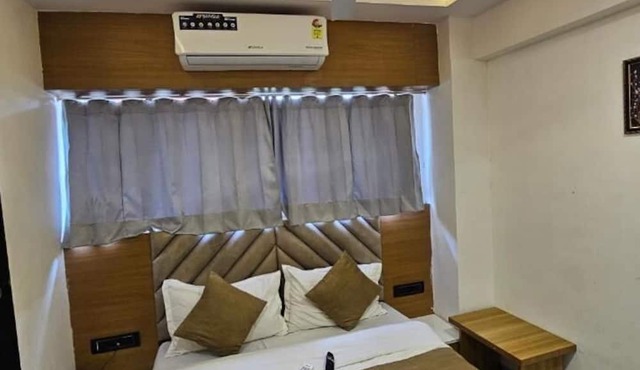 Hotel Lee Grand