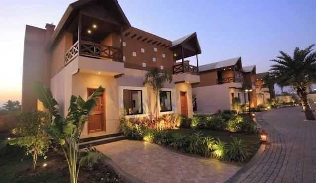 The Aambli Retreat - Weekend Villa Surat in Olpad