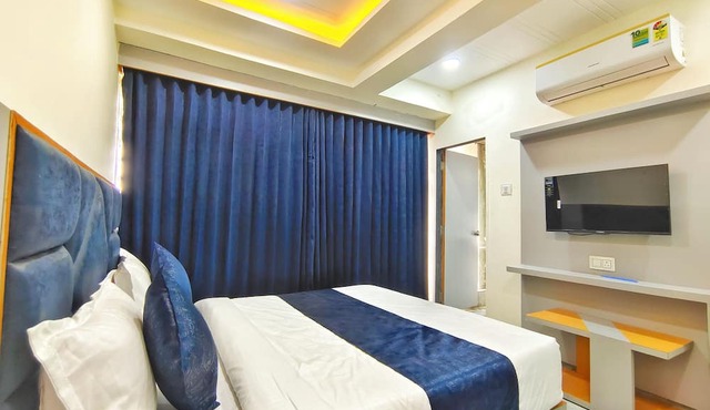Hotel Krishna Park