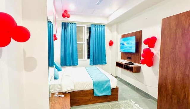 Hotel Aana Inn Prime