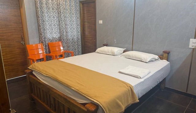 Aishwarya Homestay