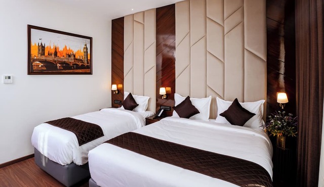Hotel Paramos Meeds