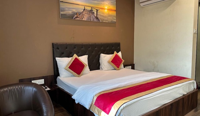 FARM REGENCY GORAI