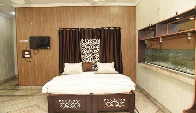 Hotel Vills Guest House Lucknow