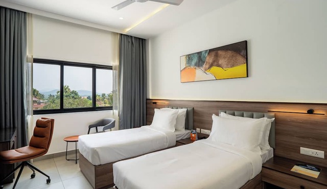 Hotel Hybiz by Darshan