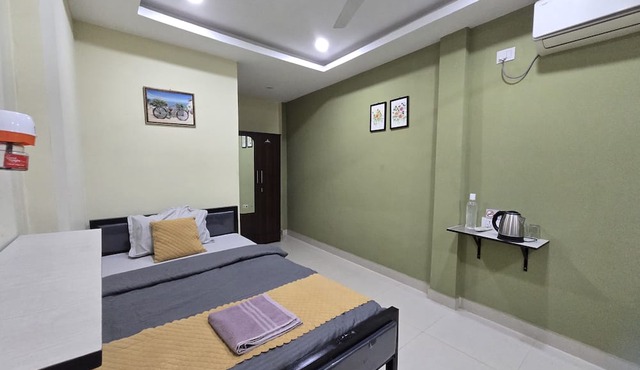 The Gulmohar Inn