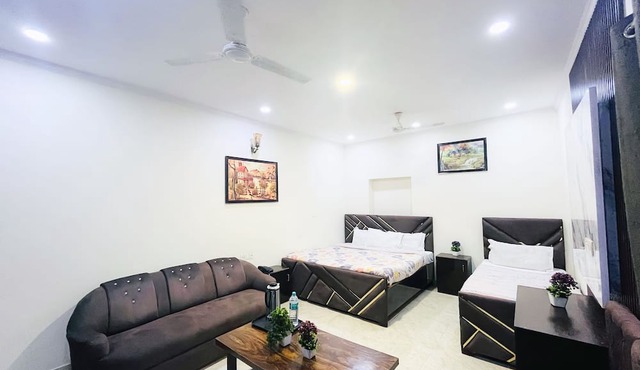 Tom and jerry residency