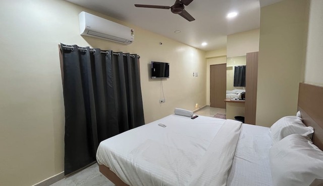 Hotel Elite Swagath Grand