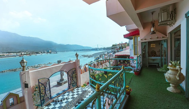 The Neeraj Ganga Heritage Palace