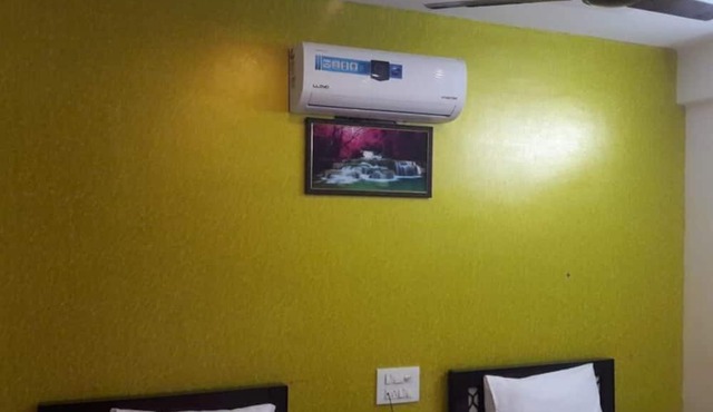 Maruthi Residency