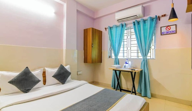 The Kolkata Hotel