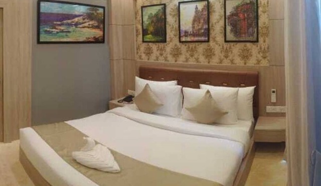 YUVRAJ PALACE
