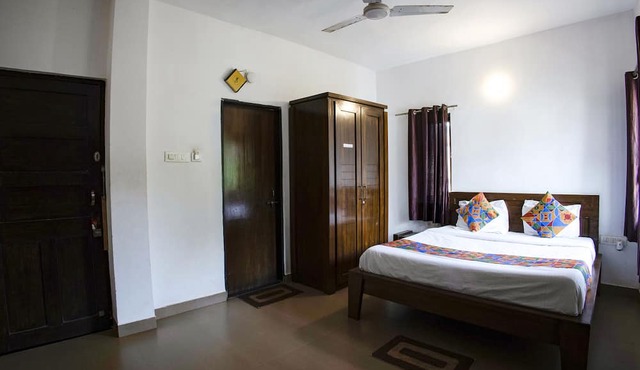 Fabhotel Comfort Stays