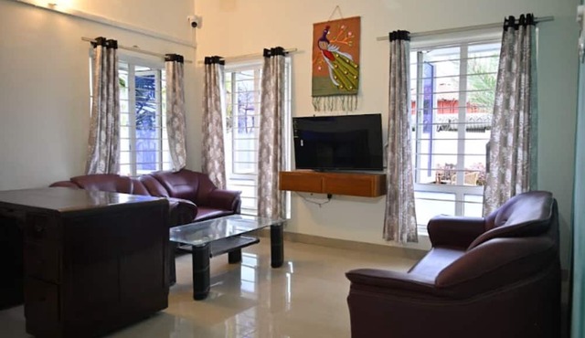 ECR Inn in Cheyyur