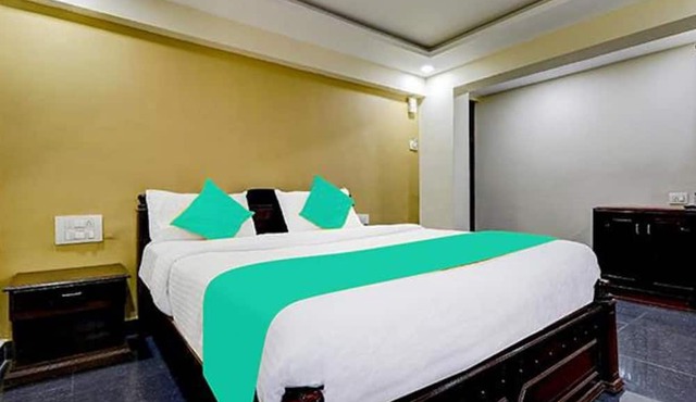 Fabhotel Hill View