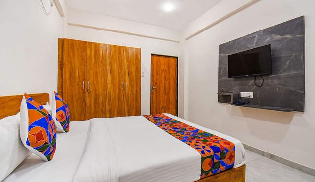 FabHotel Prime Esta Inn - Nr. Novotel Pune Nagar Road, Viman Nagar