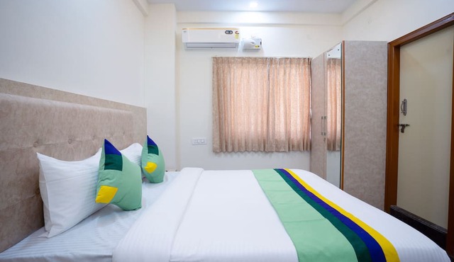 Treebo Galaxy Kings Suites, Hebbal