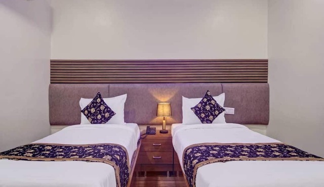 The Superb Hotels
