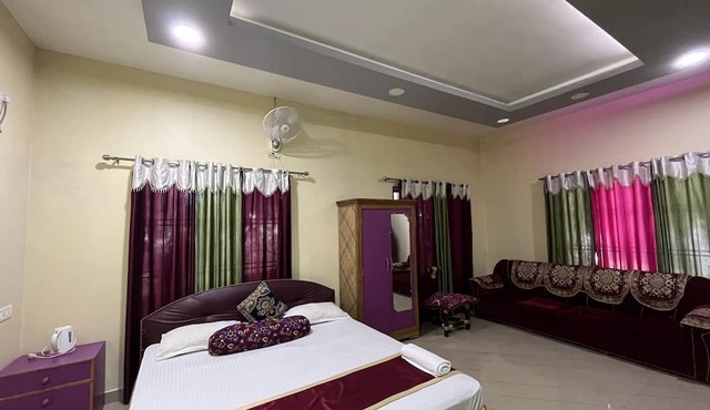 Green Reed Homestay