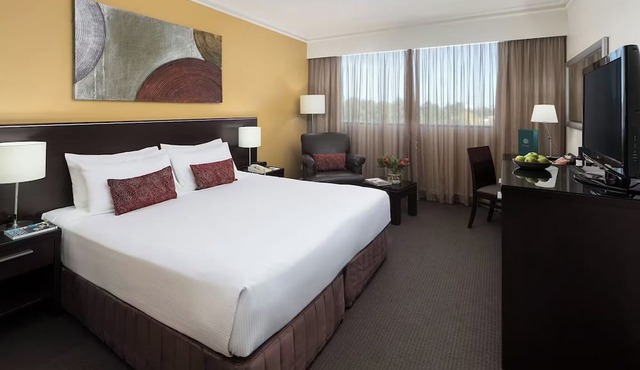 Visy Dior Hotel in Norwest