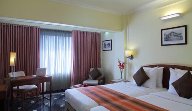 Hiltop Hotel