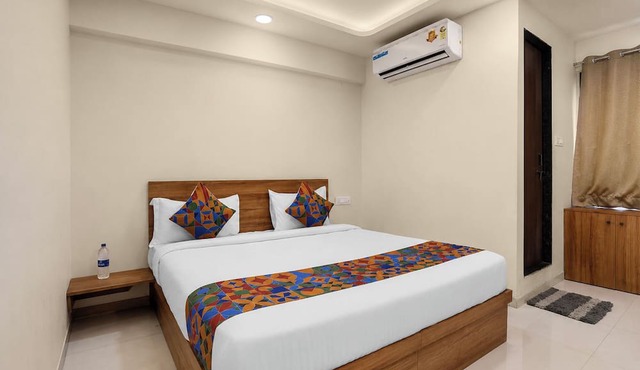 Fabhotel Sb Palace in Nashik