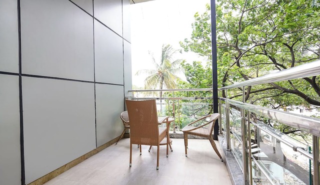 Fabhotel Prime Golden Leaf