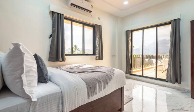 Ansh Villa Luxury 4-BHK Pet-friendly