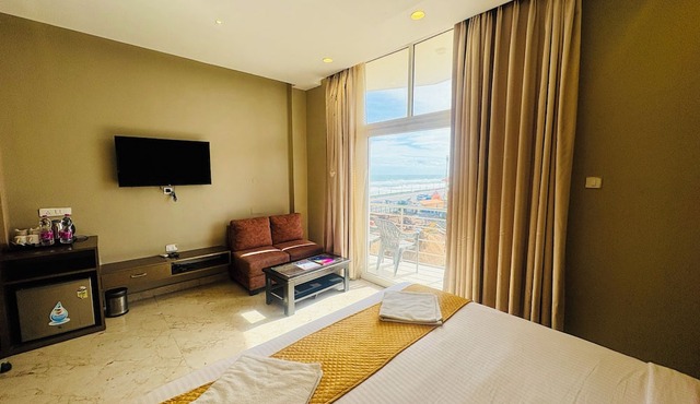 Hotel nr. Marine Drive Puri Bay Suites in Brahmagiri