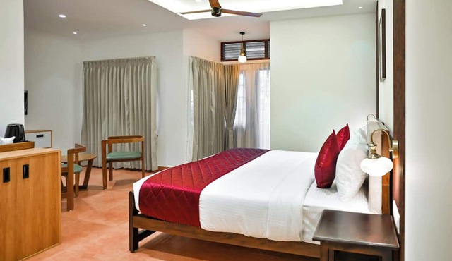 Aroma Hills Resort