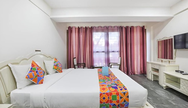 Frazer Suites