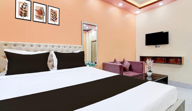 Deluxe Hotel O Kakdwip