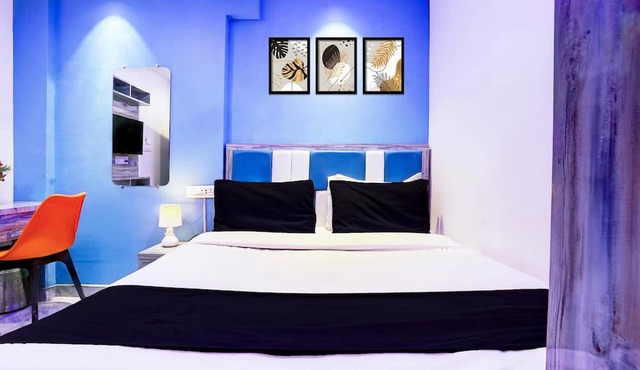 Deluxe Goregaon Near Film City Cupid