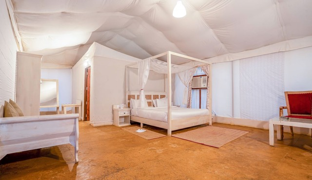 Surya-Ansh Desert Wellness Resort - Campsite in Jaisalmer