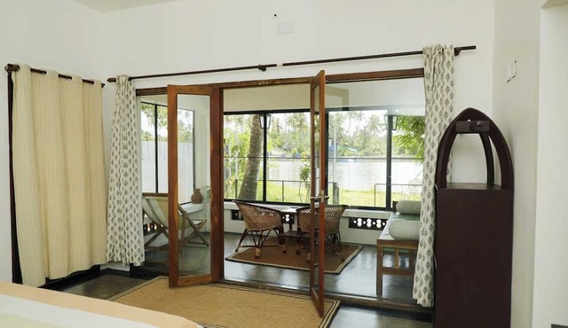 Vala House