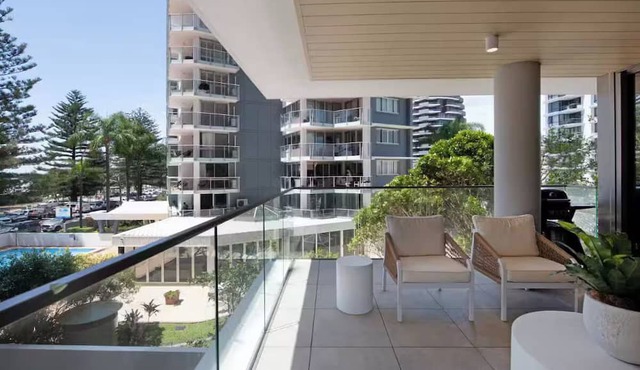 Luxury Villas Burleigh Bliss (Ocean Views) in Burleigh Heads