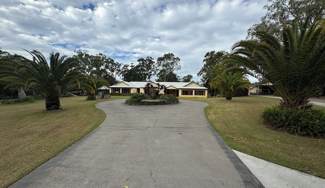 Luxury in the Bush - Close to Brisbane and Gold Coast in Sheldon