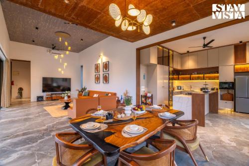 StayVista at Albert Palms BBQ & Outdoor Pool