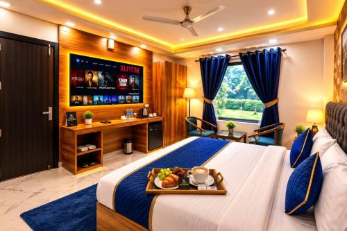 Hotel Aura Bellamonts Near Delhi Airport- Free Airport PickUp & Drop , Breakfast & Dinner Complementary