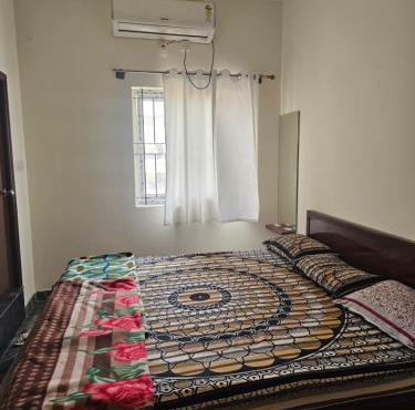 Cozy 2 Bhk flat with mountain and lake view