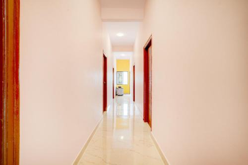Hotel O R R Comforts Boarding and Lodging