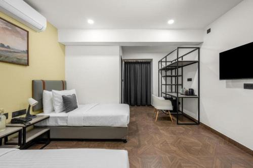 Hotel Comfort N Stay 1RK