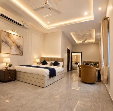 Hotel Jaidity Palace Near Shri Ram Mandir, Ayodhya 10 Min Walk