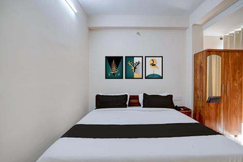 Hotel O Fabulous A/c deluxe rooms
